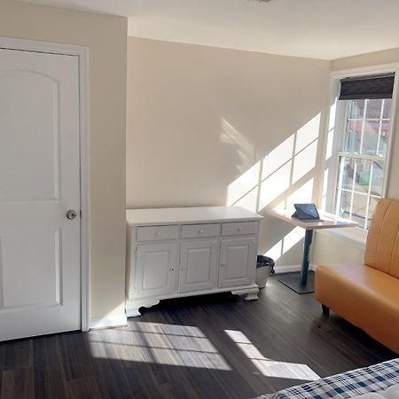 Sweet Bedroom Located Central Of Downtown Baltimore Exterior foto