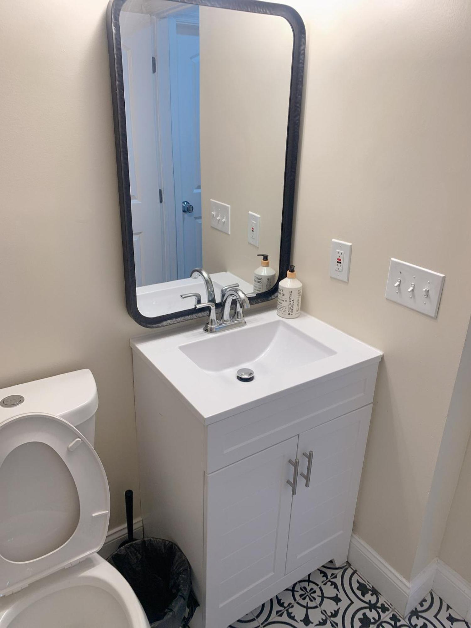 Sweet Bedroom Located Central Of Downtown Baltimore Exterior foto